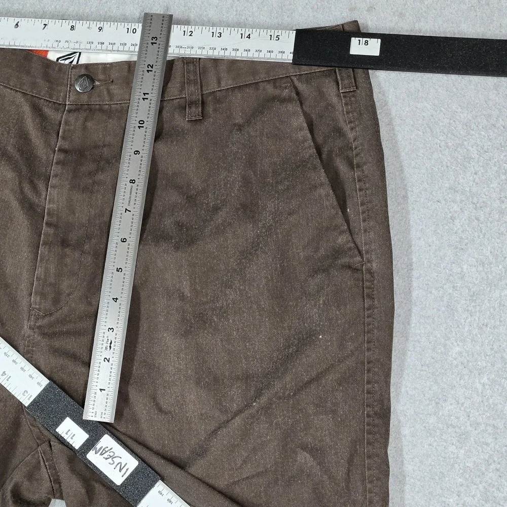 VINTAGE Volcom Men Shorts 36 Brown Y2K Skater Chino Logo 11.5